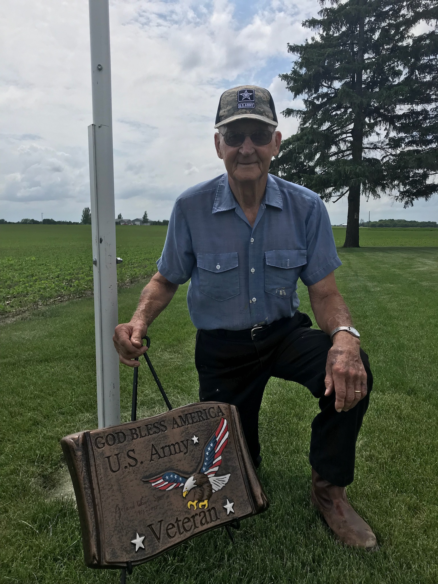 Arland Sperr Flag Pole